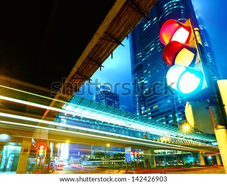 stock-photo-traffic-light-in-the-city-142426903.jpg