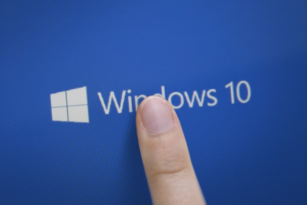 windows_10_finger-600x400.jpg