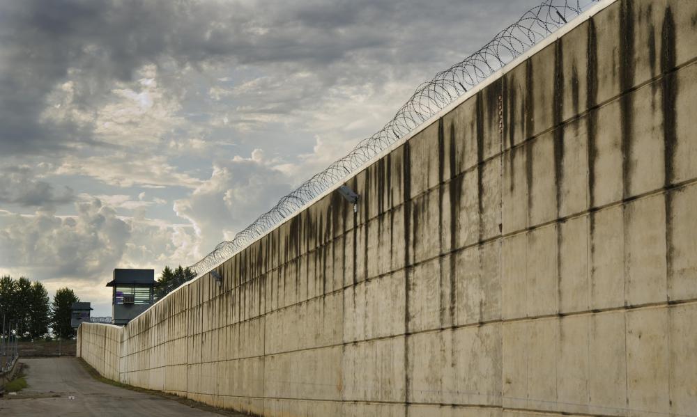prison-wall.jpg