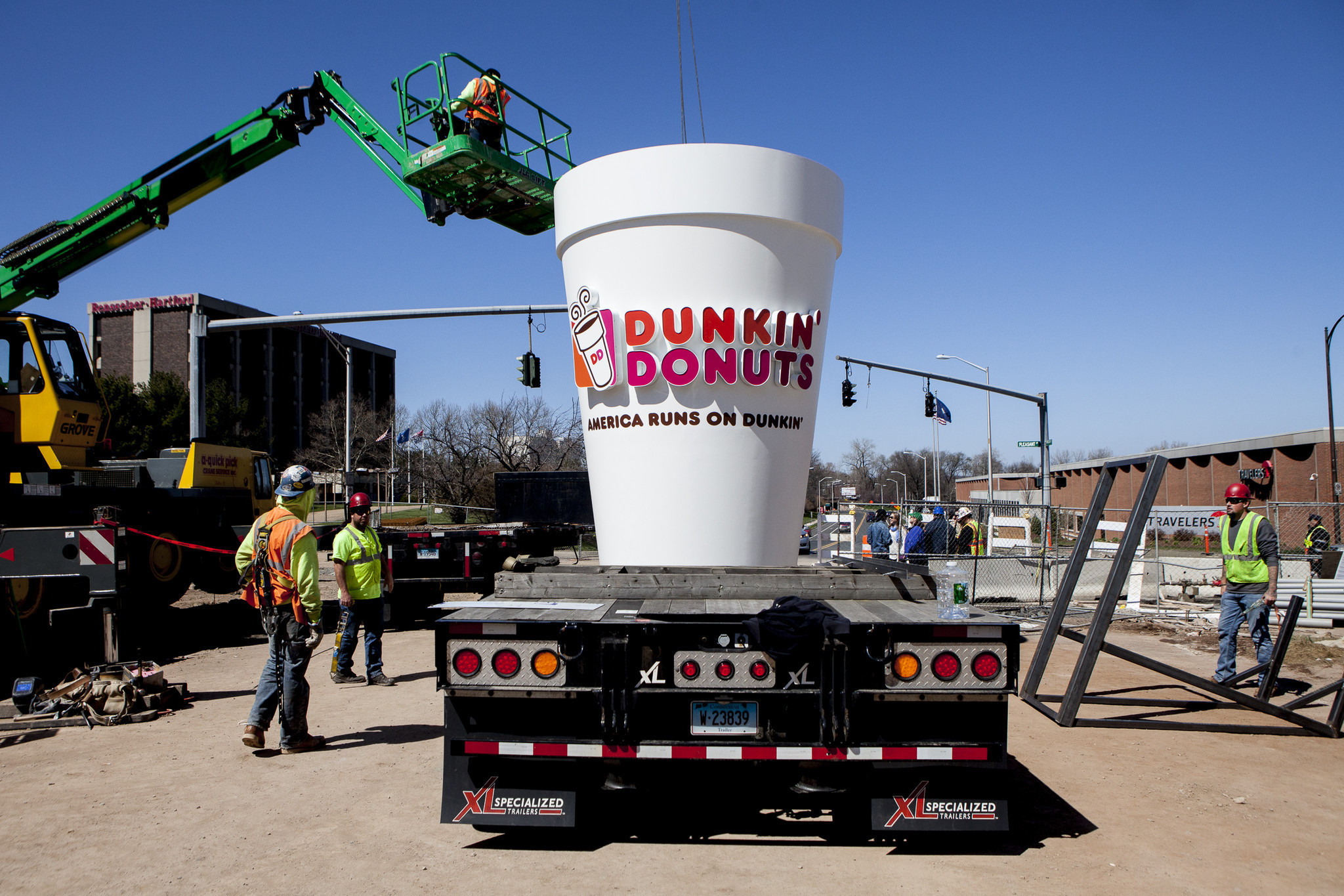 hc-giant-dunkin-donuts-cup-raised-at-yard-goats-stadium-20160415