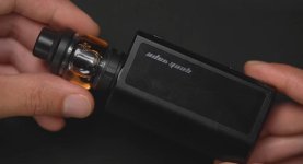 ecigwarehouse.co.ukGeekvapeObelisk200Dual18650KitInStock-1_530x@2x.jpg