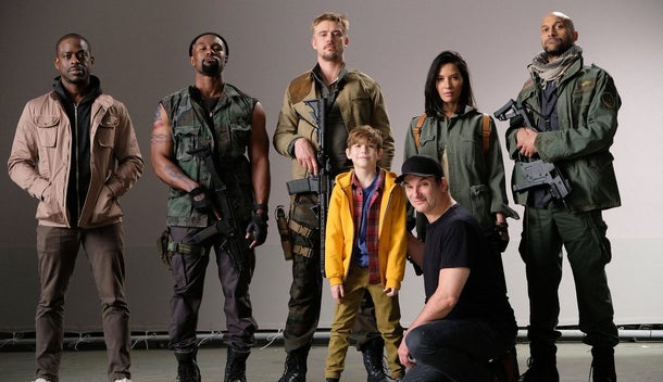 predator-cast-1487609957587_610w.jpg
