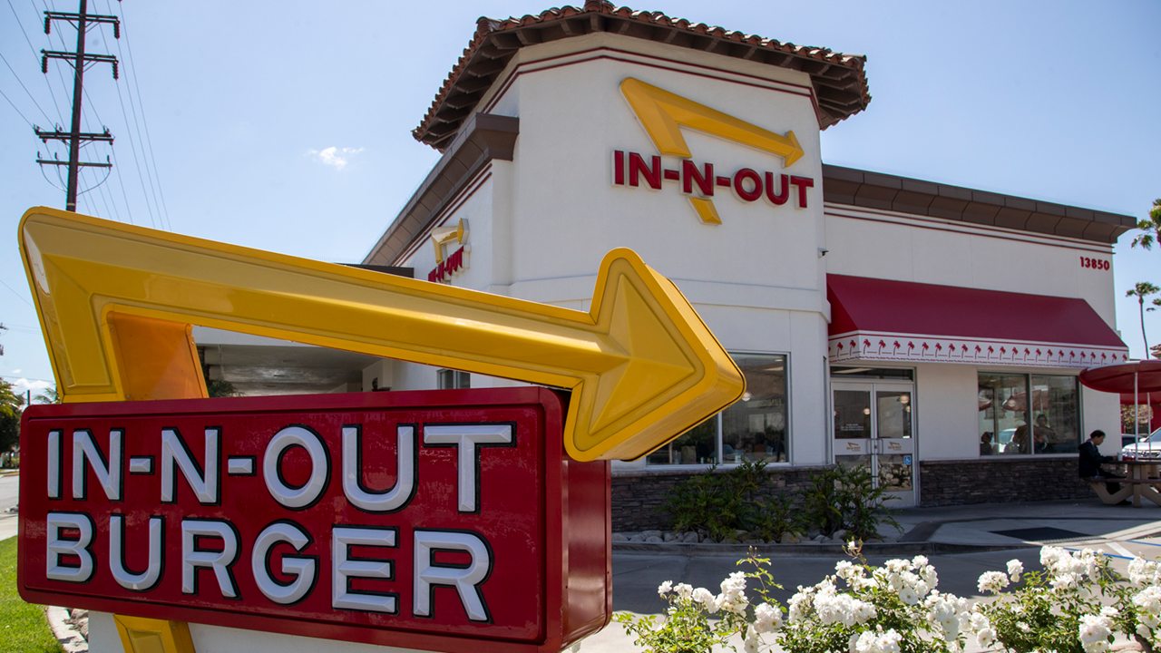 in-n-out-1765392436580.png