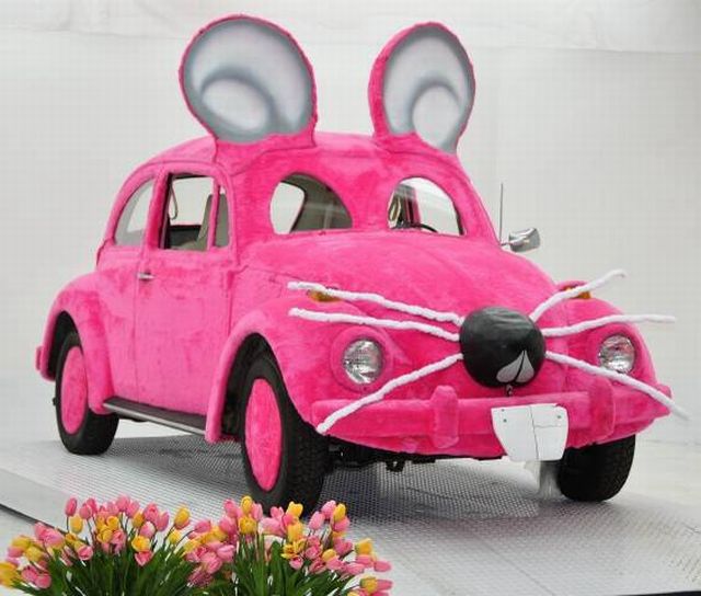 pink_mouse_car_01.jpg