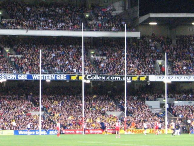 AFL-Goalposts.jpg