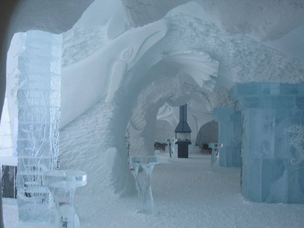 ice-hotel-barquebec.jpg