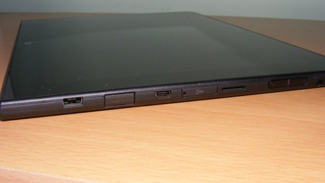 Lenovo-ThinkPad-10-ports-e1454324853670.jpg