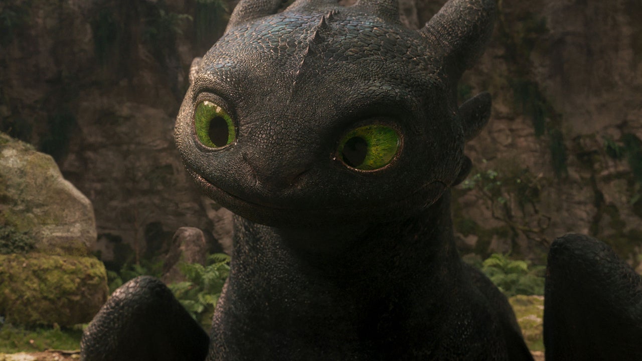 howtotrainyourdragon-review-blogroll-1749440111909.jpg