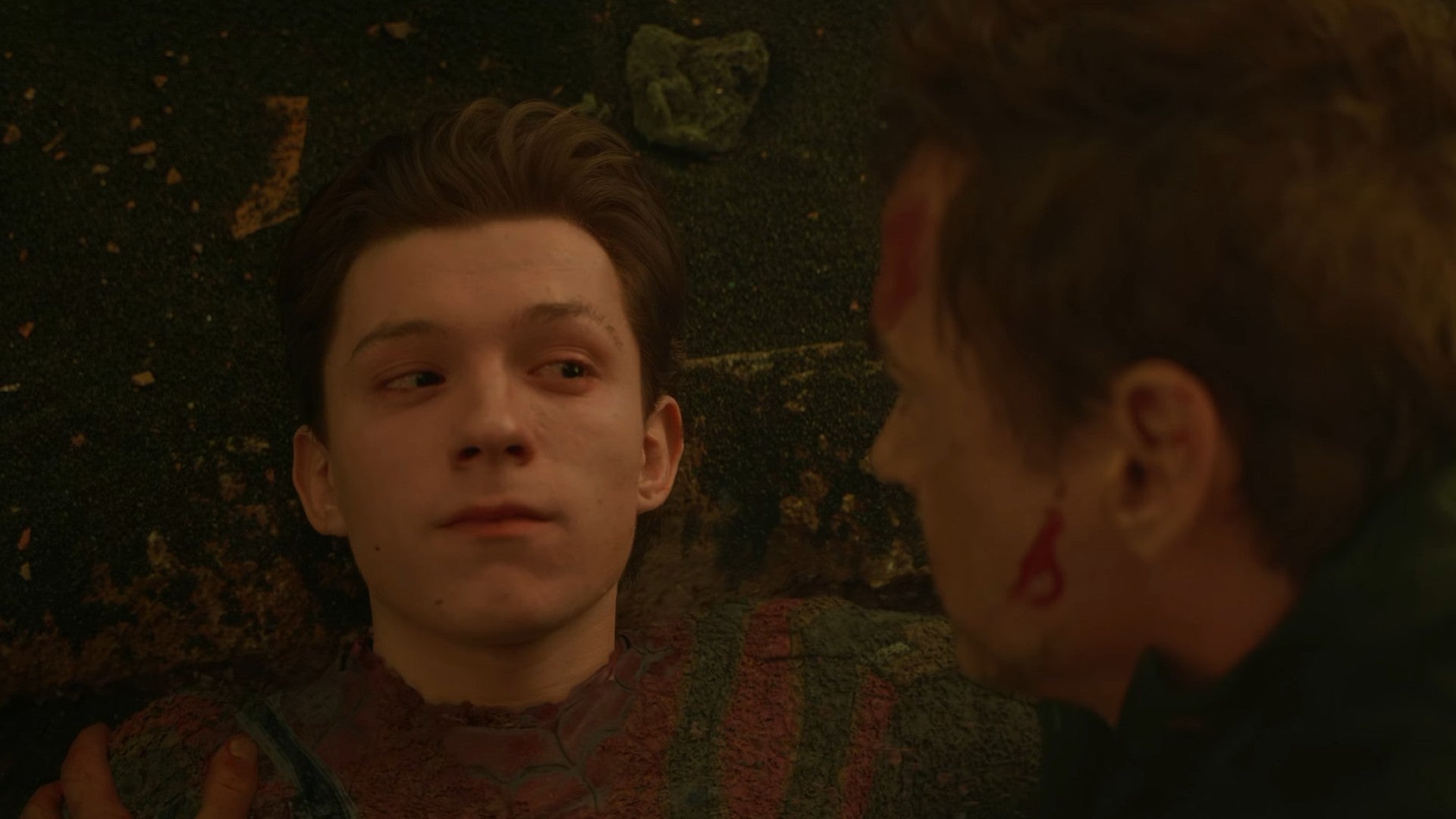 avengers-infinity-war-peter-death-1787608222188.jpg
