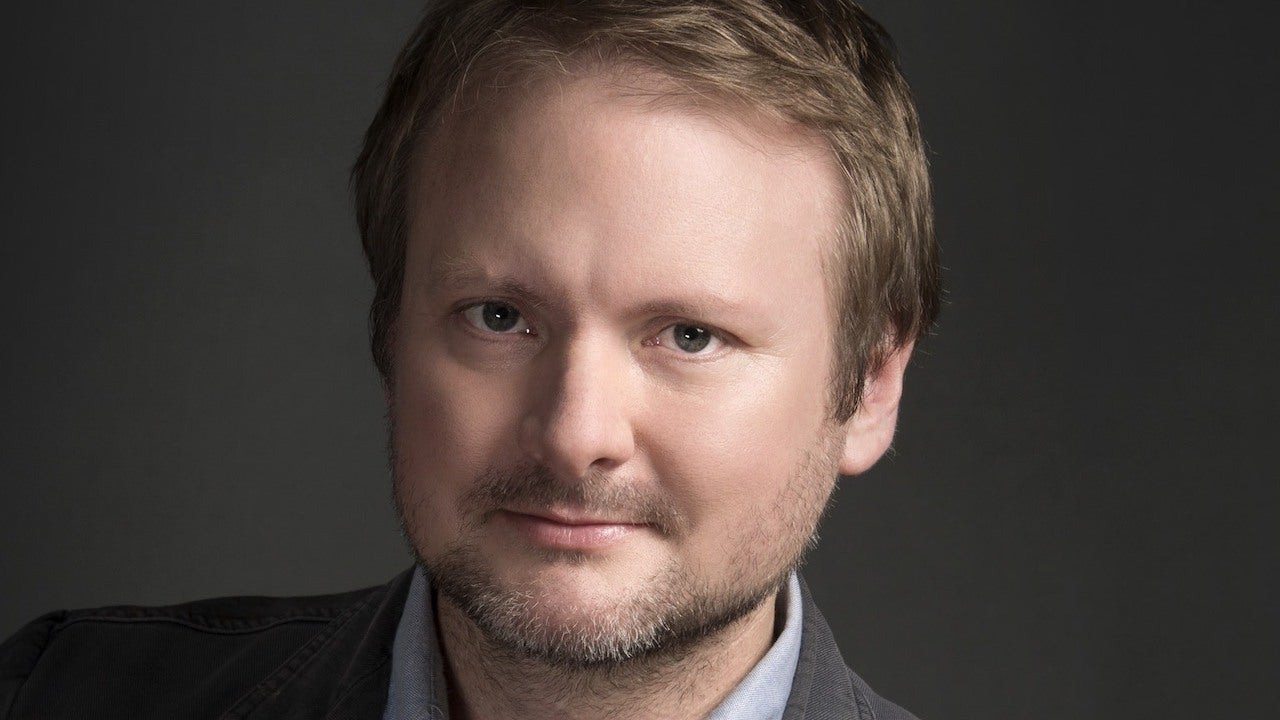 rian-johnson-star-wars-trilogy-1652799426216.jpg