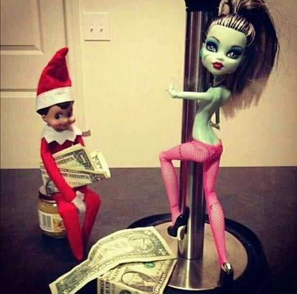 inappropriate-elf-on-a-shelf-35.jpg