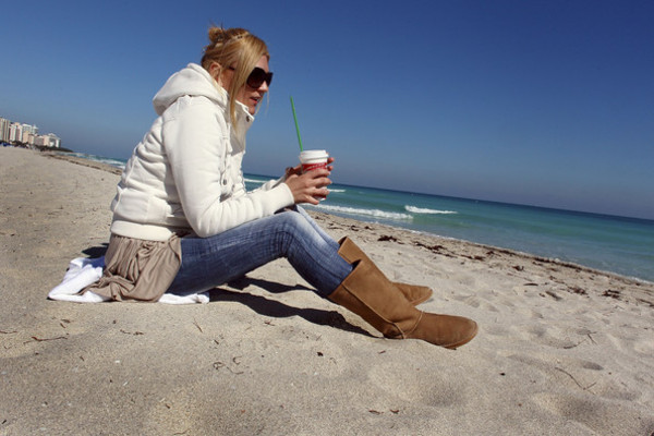 77-wear-beach-cold-a8b28c4.jpg