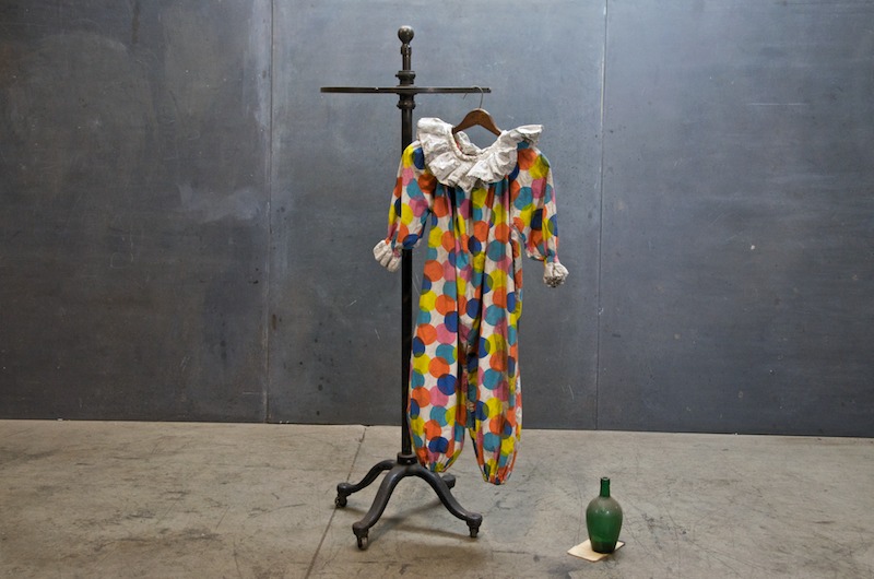 1741_2562vintage-circus-clown-small-person-suit1.jpg