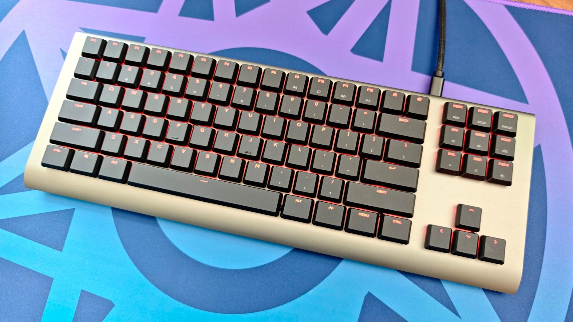 red-led-1739962798551.jpg