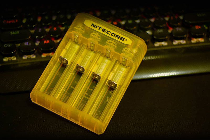 nitecore-q4-2a-quick-charger-jpg.800101