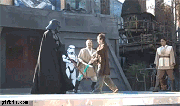1333563008_darth_vader_loses_light_saber.gif