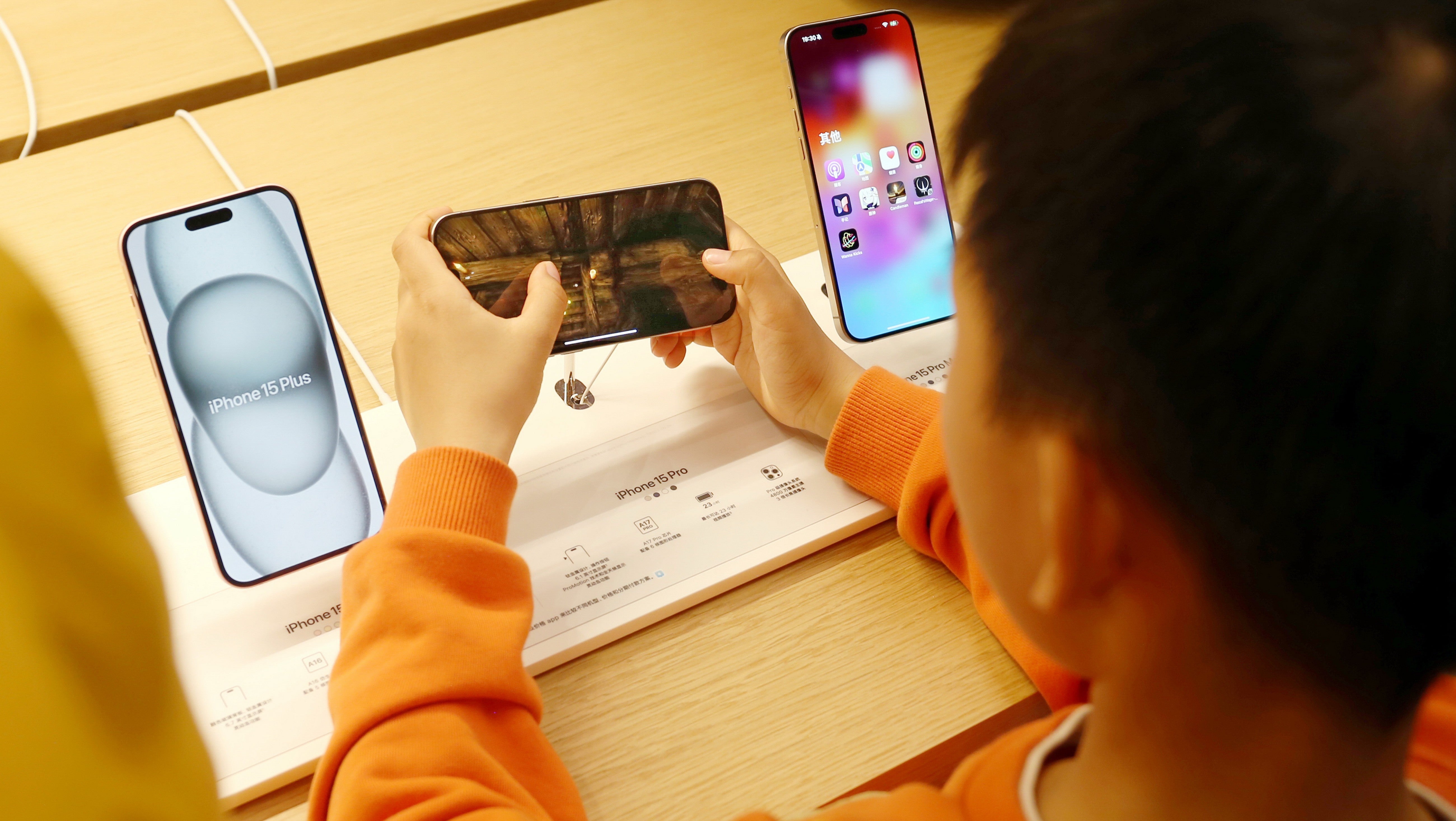 iphone-1748422431177.jpg