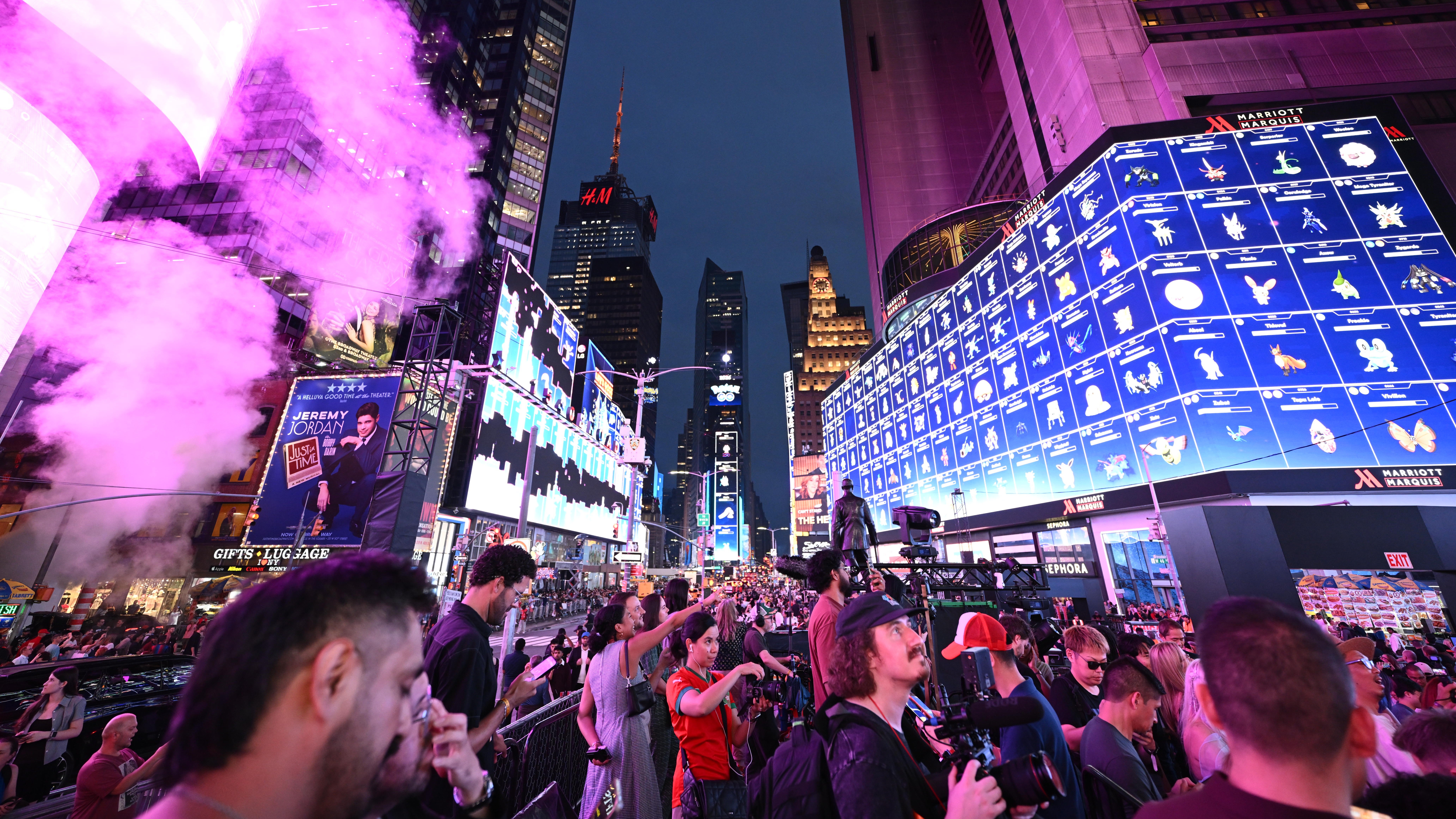 timessquarescreentakeover4-1784201826504.jpg