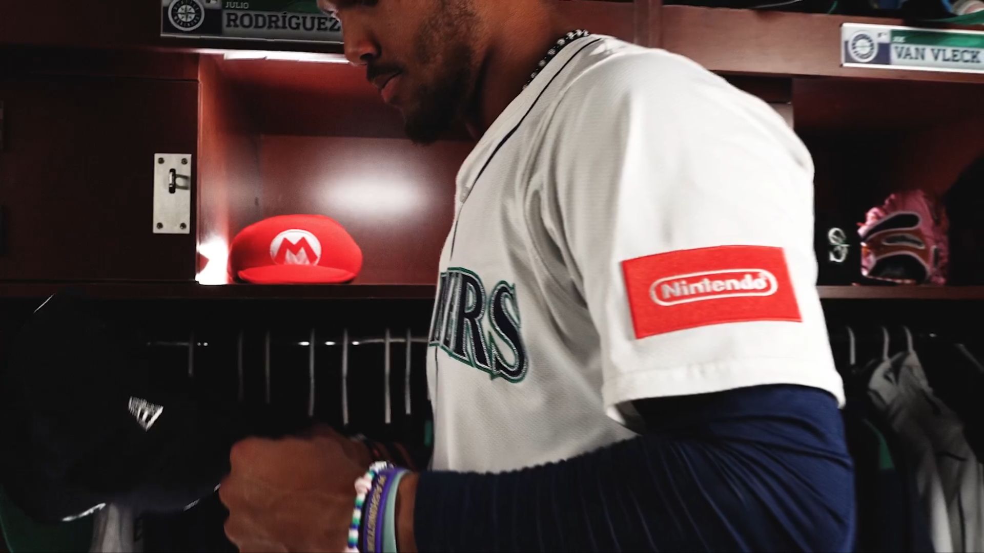 nintendomarinersjersey-1742480264778.jpg