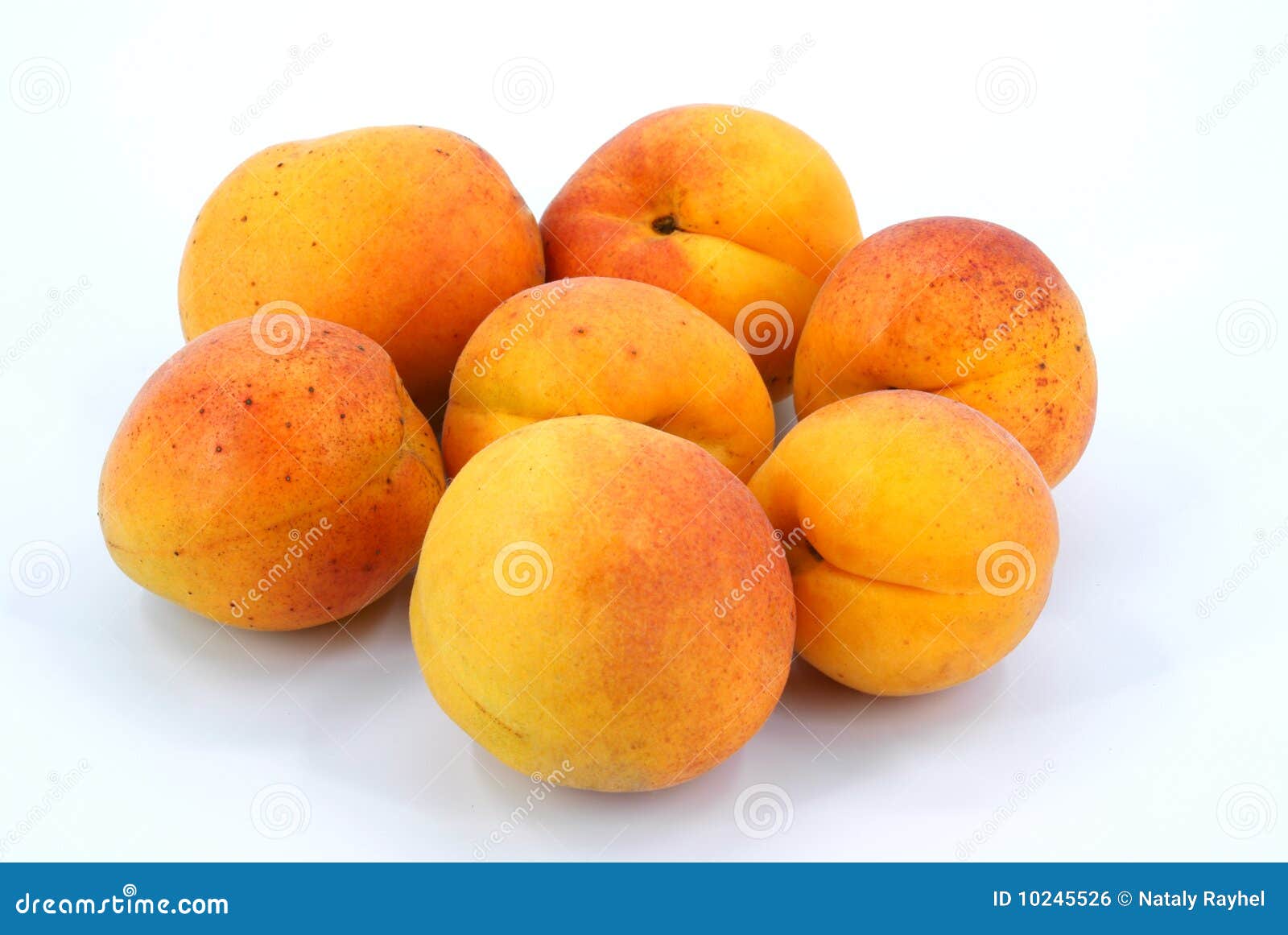 apricots-10245526.jpg