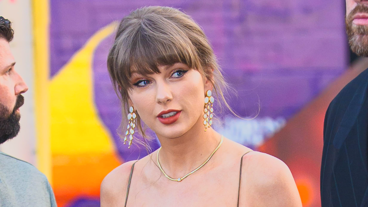 taylor-swift-toy-story-5-1780339667607.png