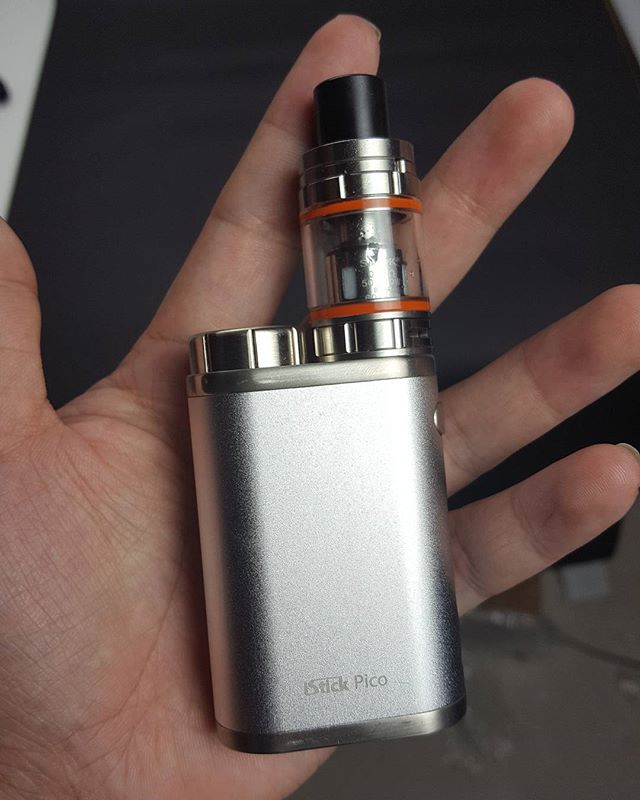 TFV8-BABY-AND-ISTICK-PICO.jpg