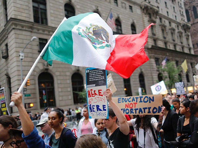 mexican-flag-daca-immigrant-protest-getty-640x480.jpg