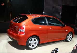 2007_hyundai_accent_se_100010223_s.jpg