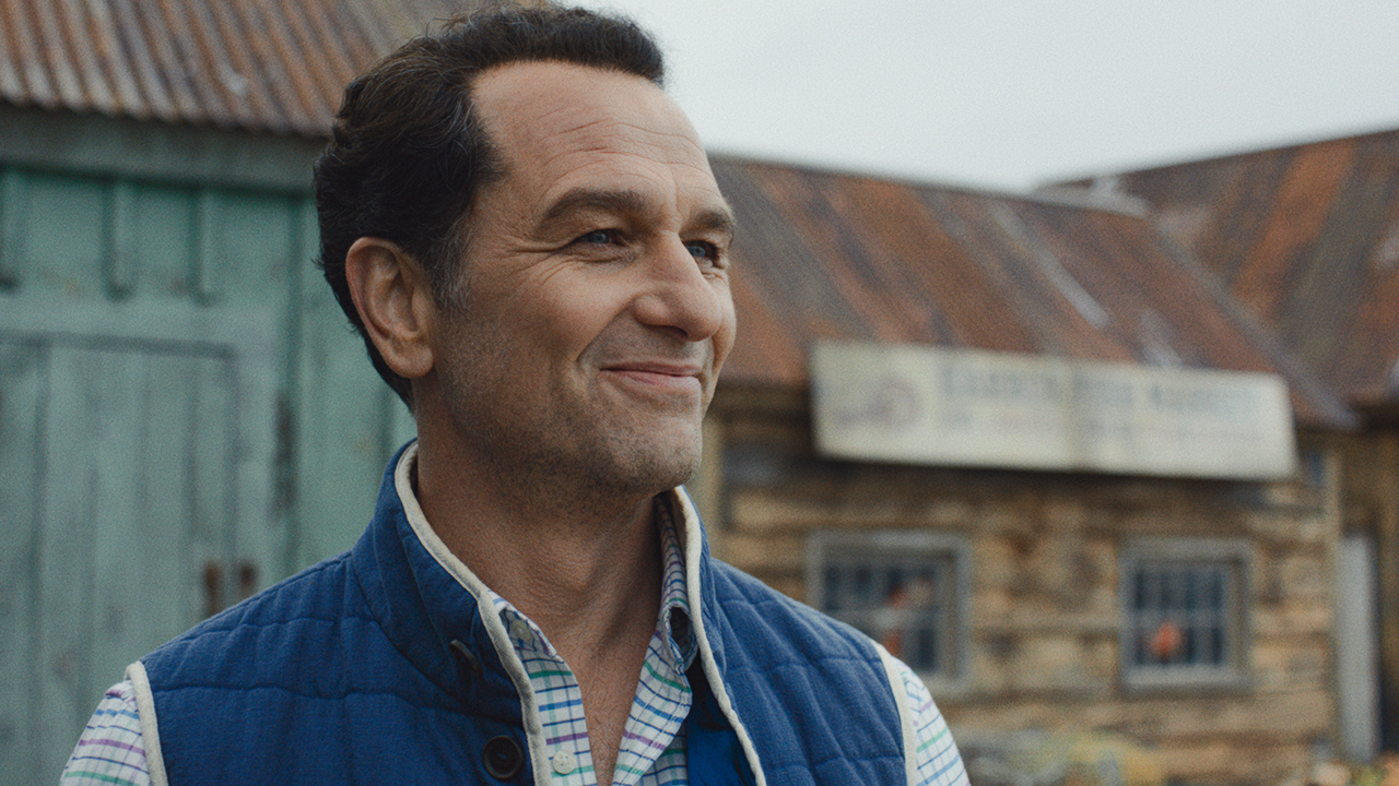 matthew-rhys-widows-bay-1781114314753.png