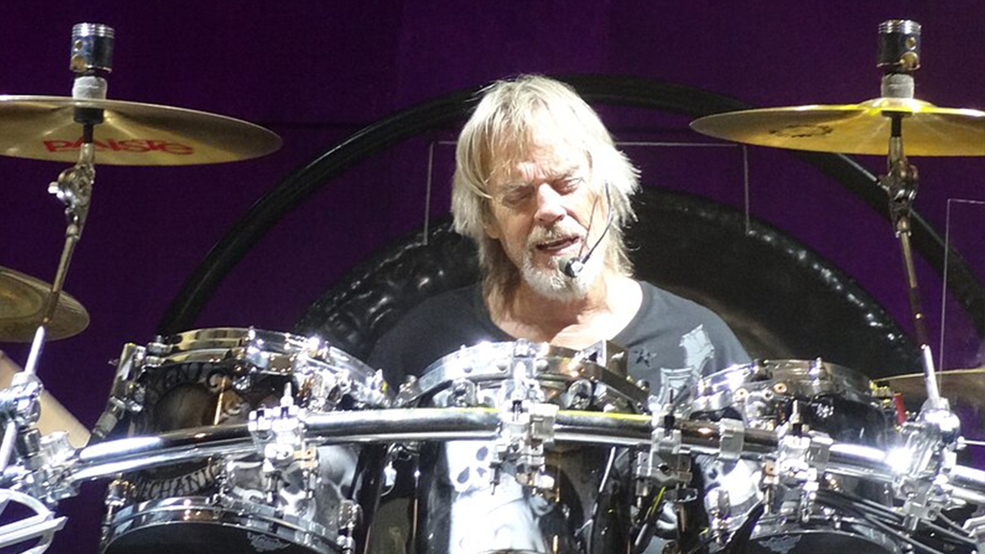 axs.tv