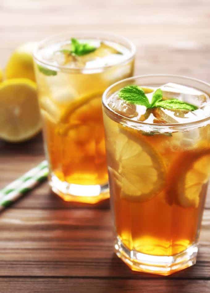 Iced-Tea-with-Lemon-in-2-glasses.jpg